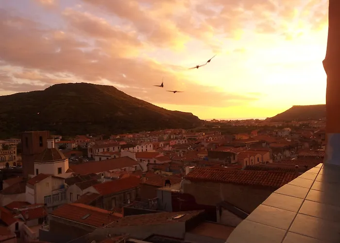 Blu 住宿加早餐酒店 博萨