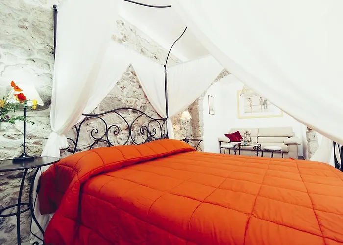 Blu 住宿加早餐酒店 博萨