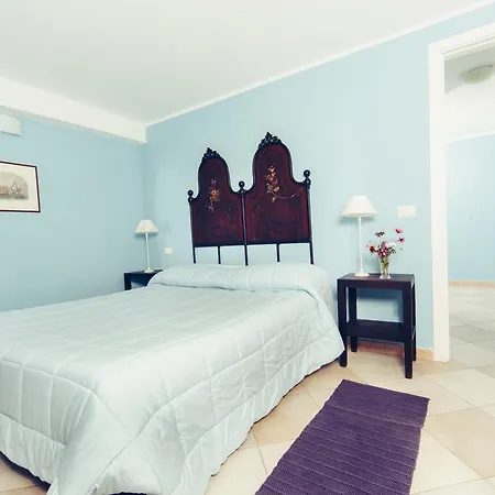 Blu לינה וארוחת בוקר